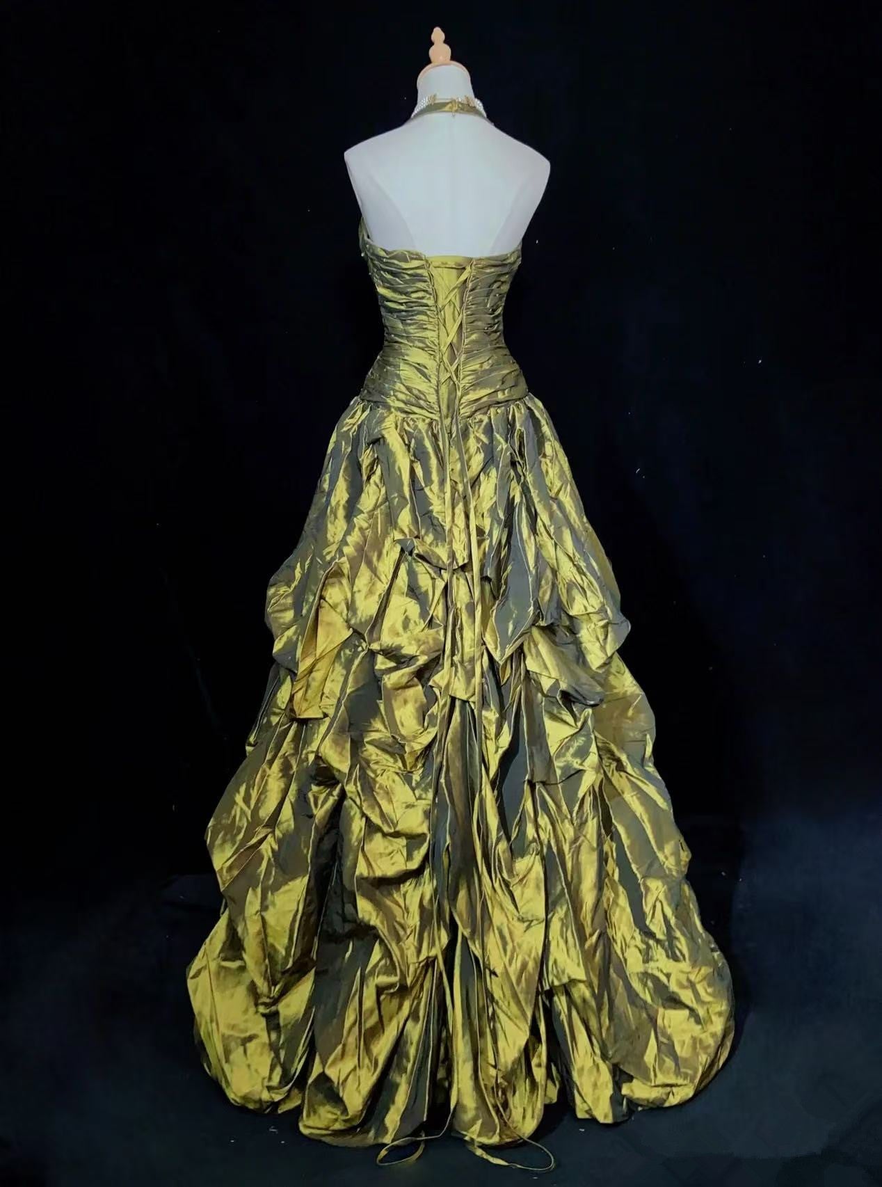 A Line Green Halter Prom Gown Unique Long Evening Dresses cg25331