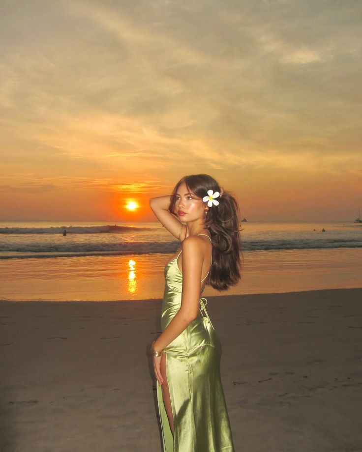 New V-neck Long Beach Green Dress Backless Lace-up Sleeveless Satin Long Prom Party Dress    cg25617