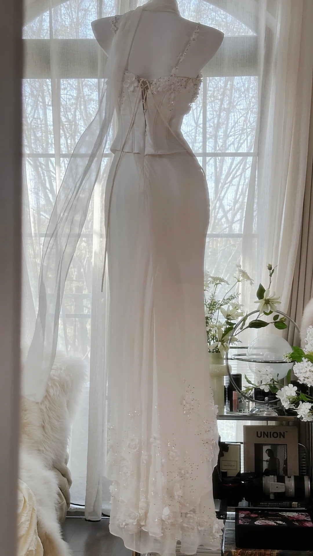 Vintage Evening Dresses, White Sleeveless Party Gowns  cg25527