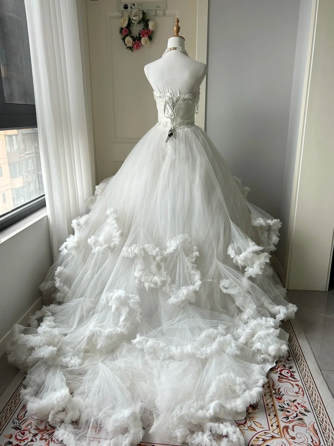 A Line White Tulle Strapless Wedding Dress Sleeveless Long Bridal Dress   cg25992