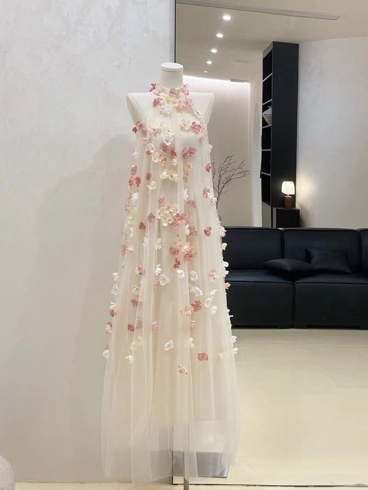 A Line Halter 3D Flowers Tulle Prom Dresses, Long Evening Dress Formal Dress    cg25974