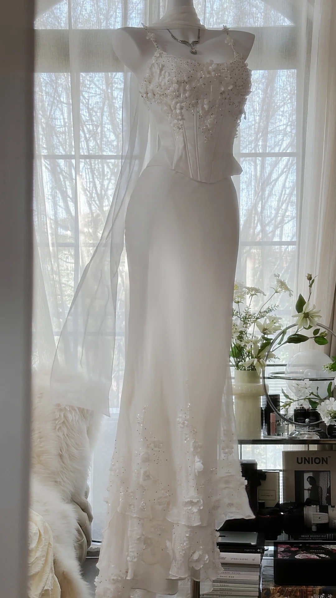 Vintage Evening Dresses, White Sleeveless Party Gowns  cg25527