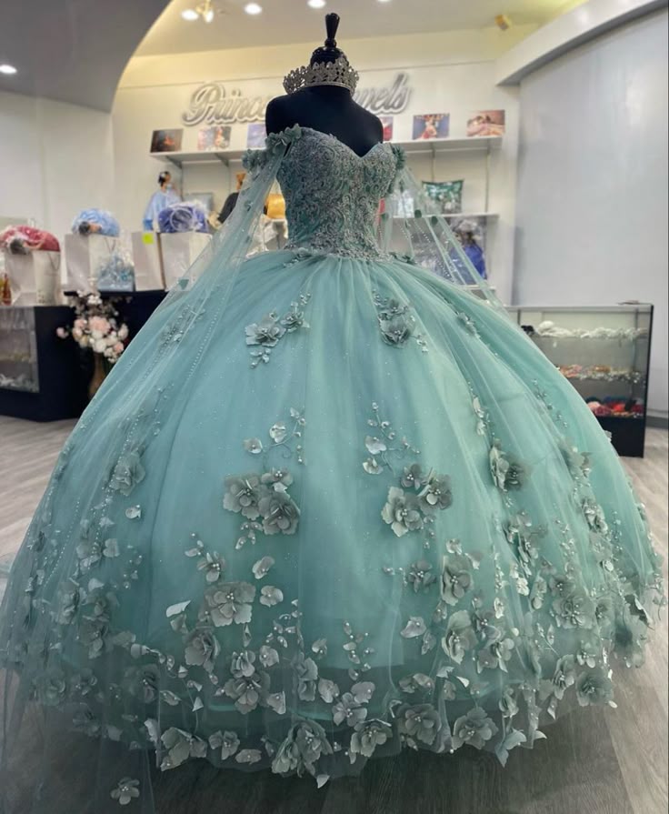 Green Princess Off Sage the Shoulder Ball Gown Quinceanera Dresses for Girls Beaded Celebrity Party Gowns 3D Flowers with Cape cg25695