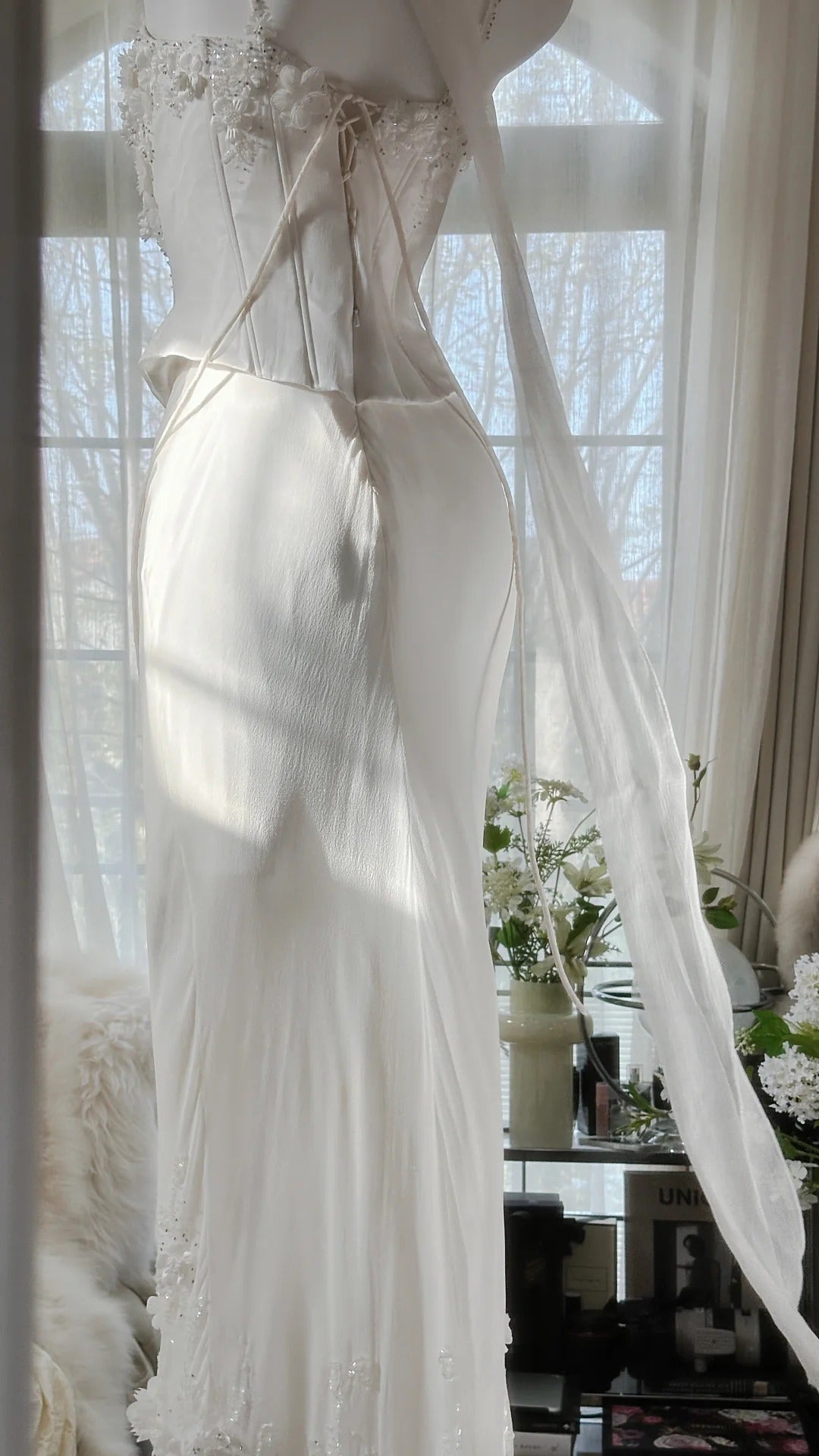 Vintage Evening Dresses, White Sleeveless Party Gowns  cg25527