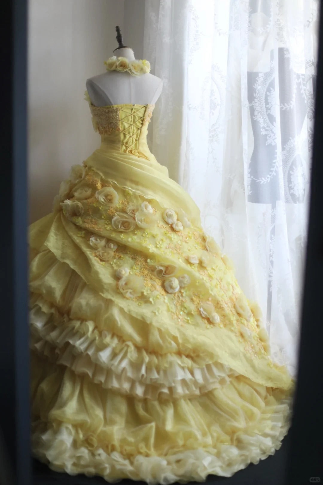 A Line Yellow 3D Flowers Wedding Dress Sleeveless Long Princess Evening Dress   cg25936
