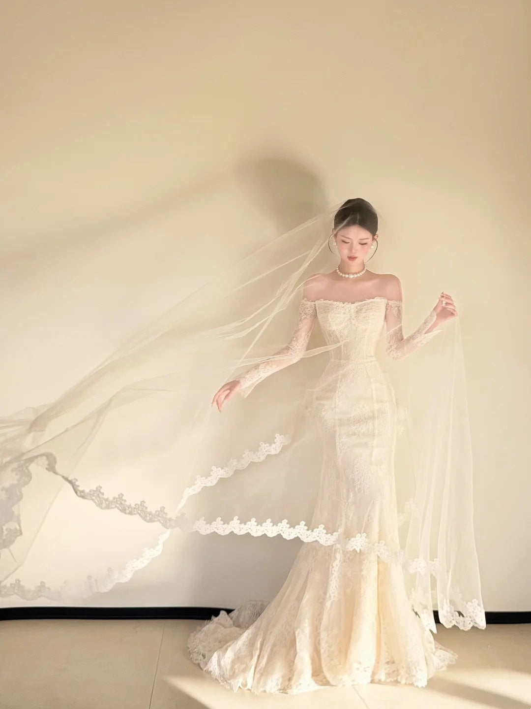 Gorgeous Long Sleeve Wedding Dress Lace Off-the-Shoulder Mermaid Bridal Dress CY0021