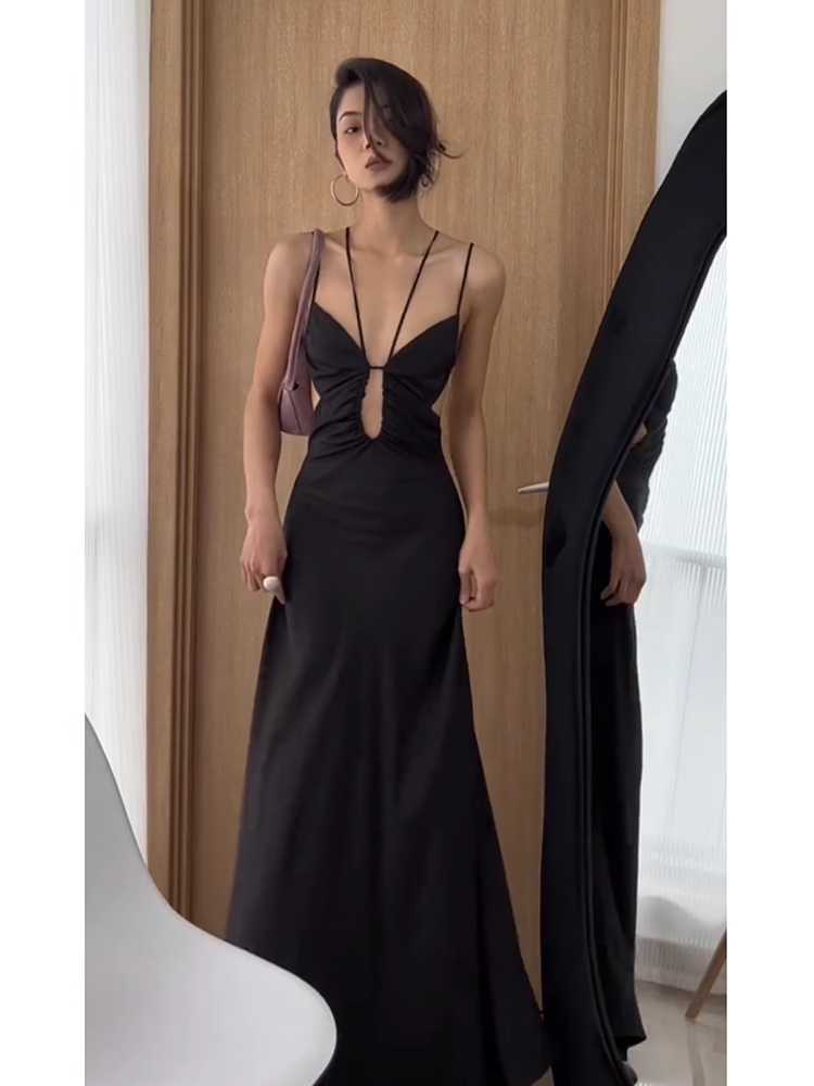 Black halter neck dress, backless long skirt G099