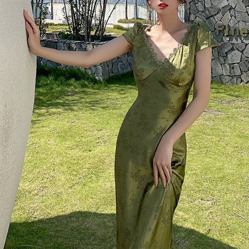Elegant Women Green Satin Backless Mixi Dress Palace Short Sleeve Lace V-Neck Bandage Vintage Bodycon Evening Gown cg24972
