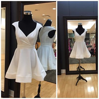 New Arrival Adorable White Short Homecoming Dress Evening Dresses cg10202