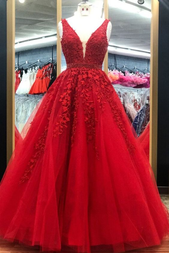 Elegant Red Long Prom Dress with Lace Appliques cg10398