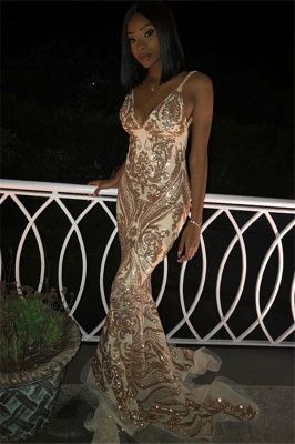 Sexy V-Neck Spaghetti Straps Sleeveless Gold Appliques Mermaid Long Prom Dress cg11862