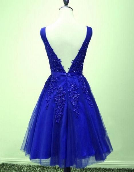 Lovely Blue V-Neckline Lace Applique Homecoming Dress cg12263
