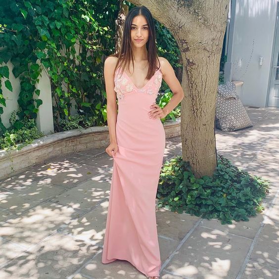 Charming Prom Dress,Chiffon Prom Dress,Appliques Prom Dresses,V-Neck Prom Dress cg12279