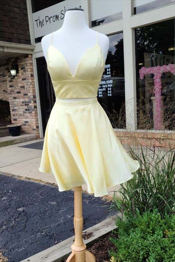 two piece short yellow homecoming dress with spaghetti straps cg12343