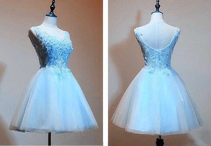 Light Blue Tulle Short Party Dress With Lace Applique, V-Neckline Homecoming Dress cg12804