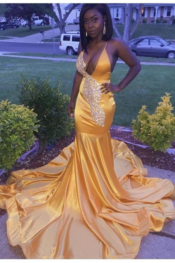Deep V-neckline Yellow Prom Dresses Beads Bodice cg13466