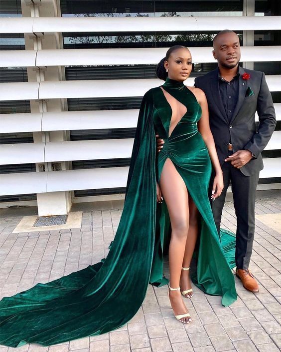 Green Long Prom Dress With Train , Uniques Prom Dress cg13501
