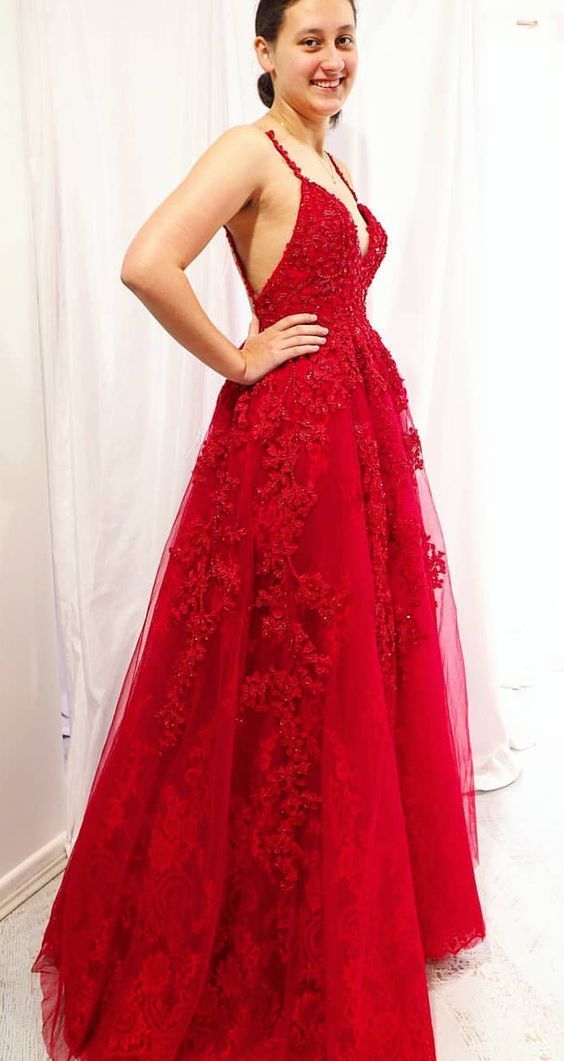 Backless Red Long Prom Dresses V-neck Appliqued Evening Gowns cg13774