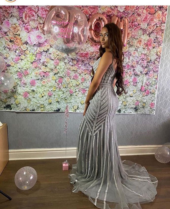 Silver Gray Prom Dresses 2021 Elegant Prom Dress With Beads cg14633