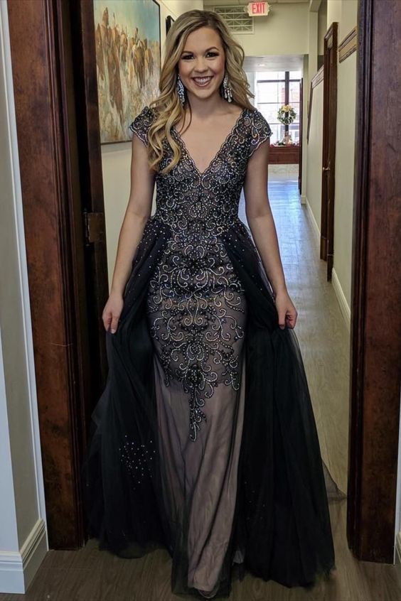 A Line V Neck Long Prom Dresses With Beading cg14830