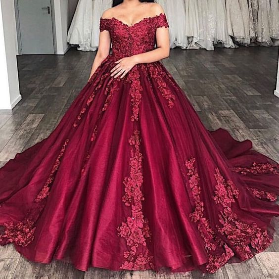 Off the Shoulder Prom Dresses with Appliques Quinceanera Gowns cg15052