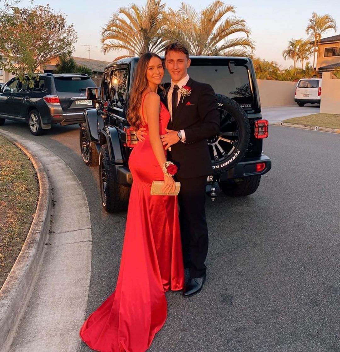 2021 V-Neck Prom Dress With Slit, Long Prom Dresses ,Formal Prom Dress cg16562