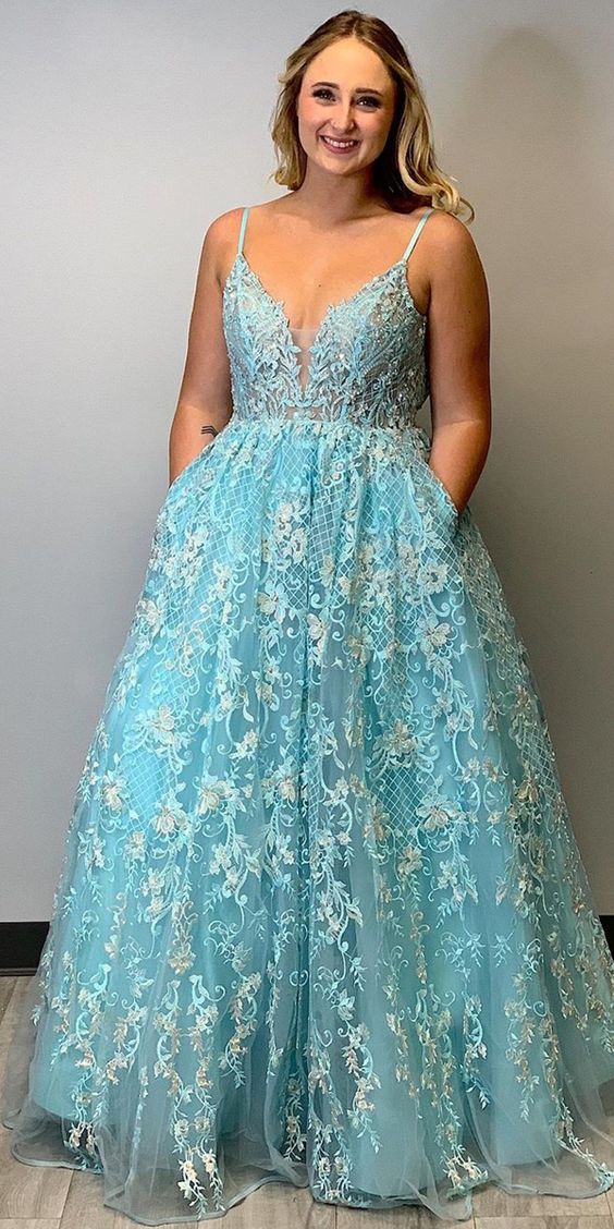 Luxury Lace Spaghetti Straps Blue Long Prom Dress with Pockets cg17838