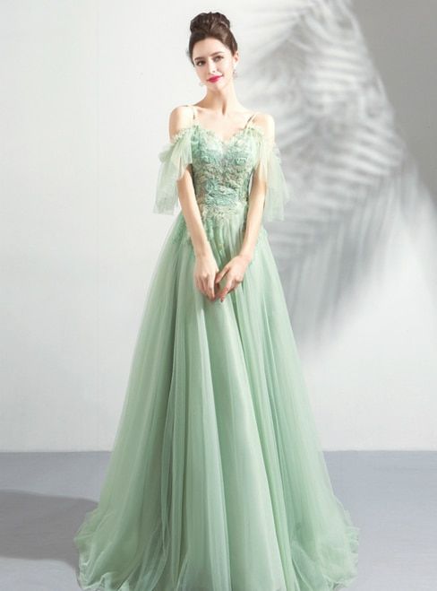Tulle Spaghetti Straps Prom Gown cg21078