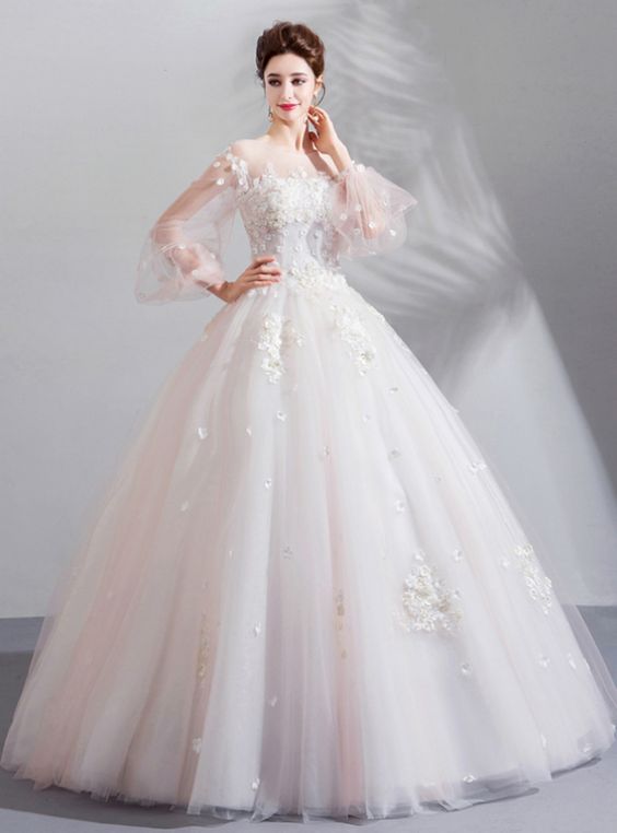 White Ball Gown Tulle Long Sleeve Appliques Wedding Prom Dress cg23159