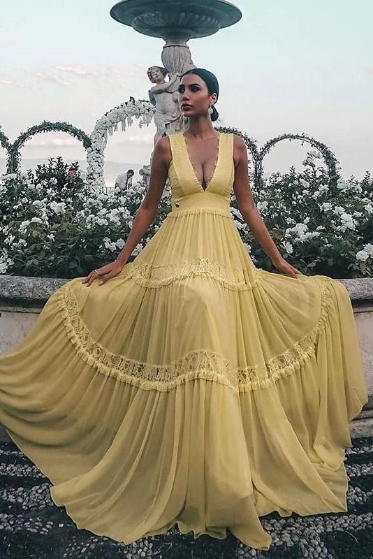 Gorgeous Yellow V-Neck Sleeveless Lace Appliques Chiffon Prom Dress cg23162