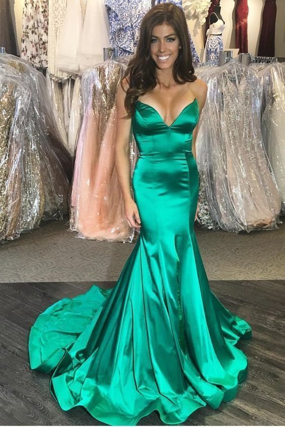 Plunging Sweetheart Green Prom Dress Mermaid Train cg5930