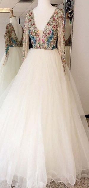 Chic V-Neck Long Sleeves Top Rhinestones Long A-Line Tulle Prom Dresses cg8373