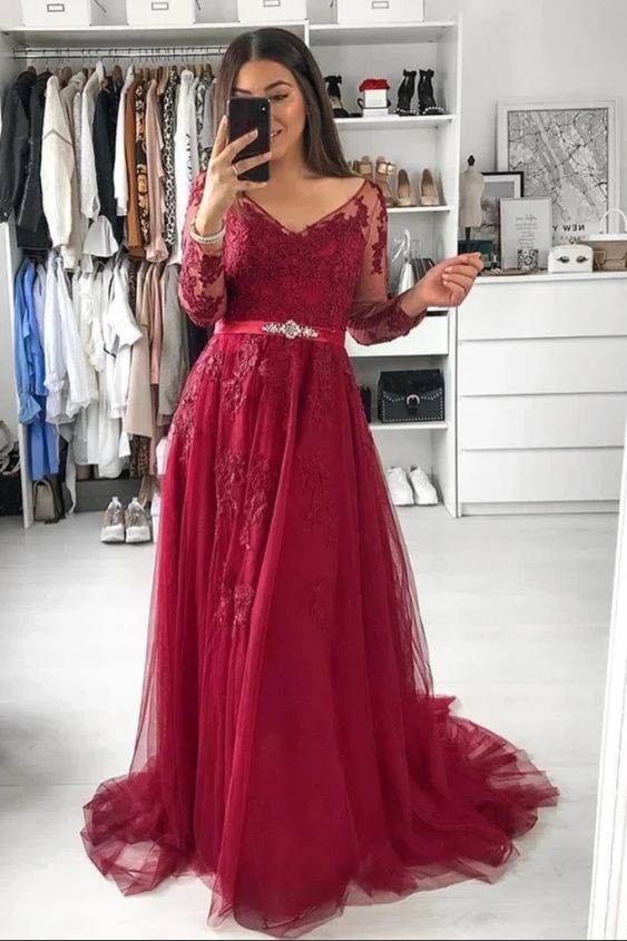 V Neck Long Sleeves A Line Appliqued Tulle Prom Dress With Beading cg8955