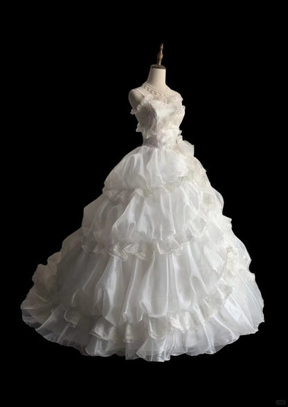 A Line Lace White Wedding Dress Sleeveless Long Princess Evening Dress   cg25935