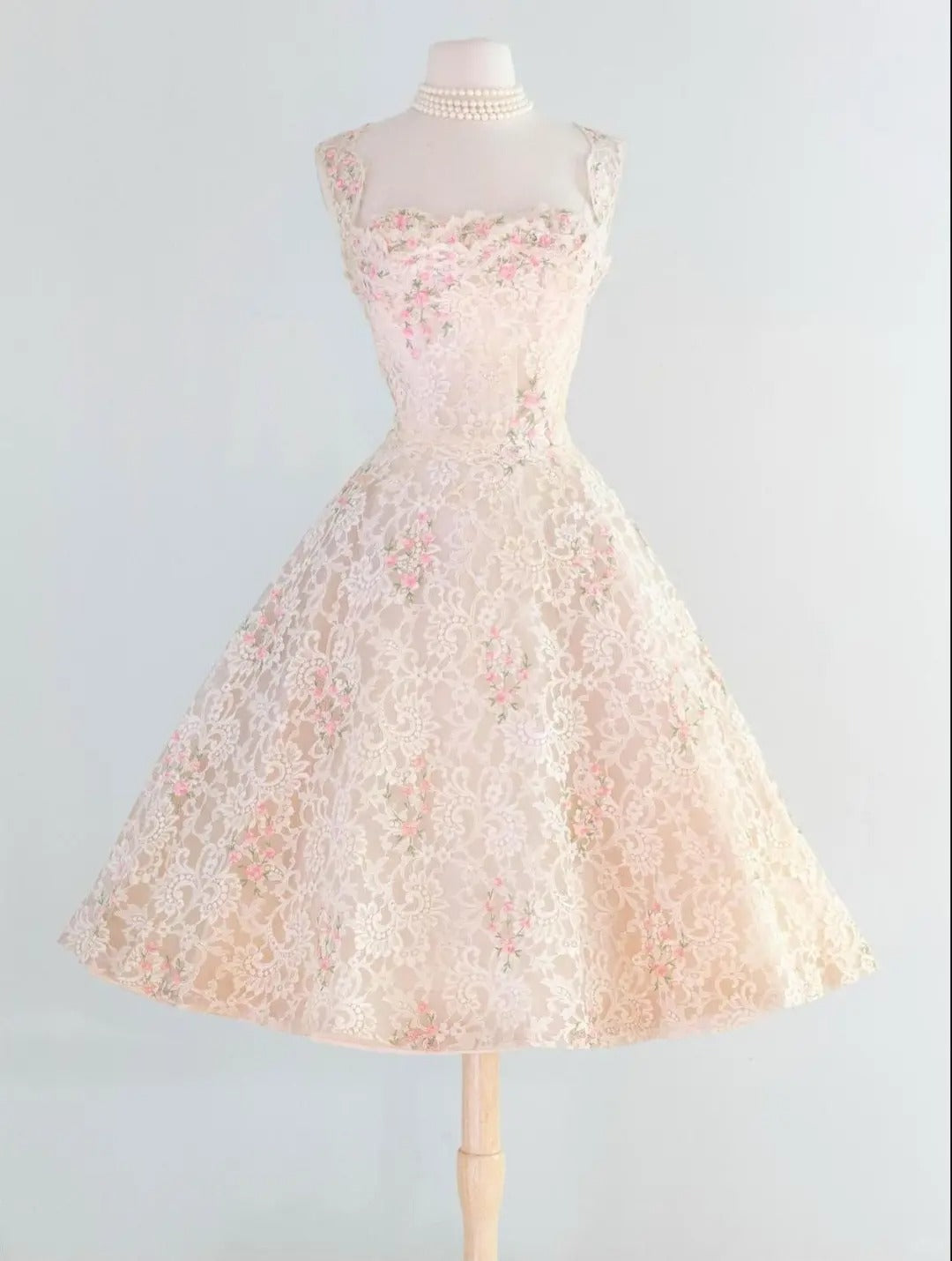 A Line Lace Vintage Homecoming Dresses Short Prom Dress Short Party Dress    cg25923