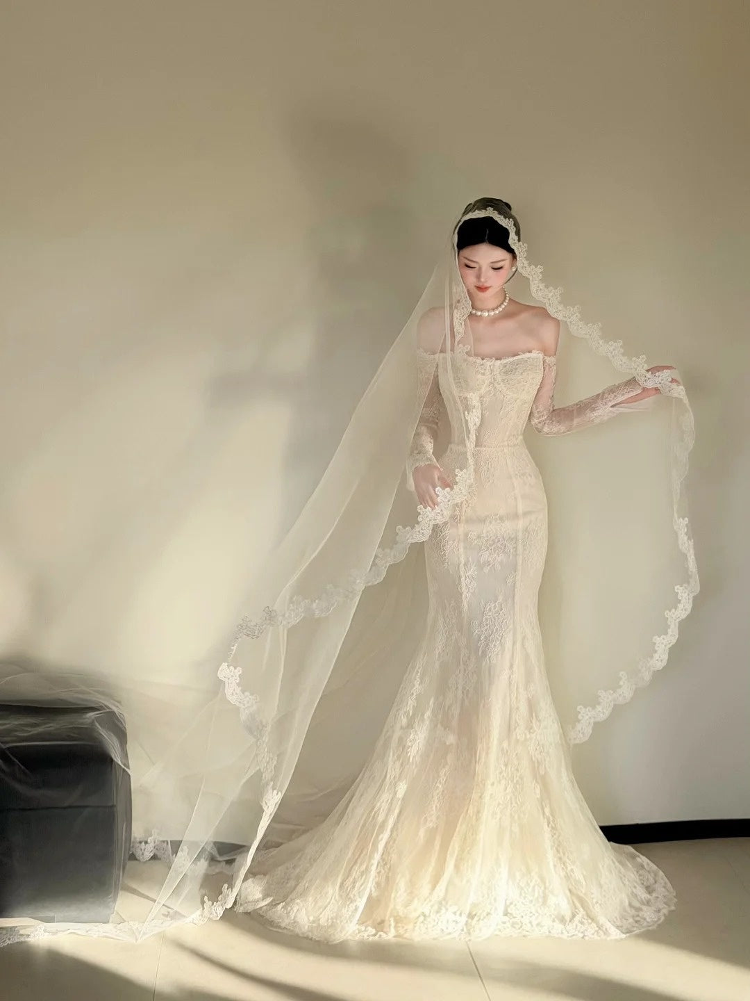 Gorgeous Long Sleeve Wedding Dress Lace Off-the-Shoulder Mermaid Bridal Dress CY0021