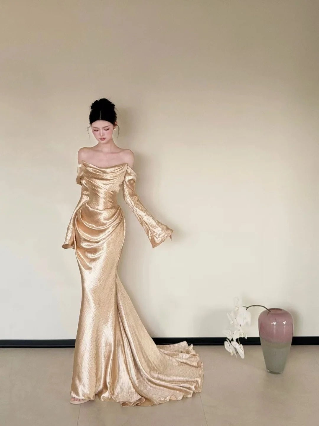 Sleek Off-the-Shoulder Ruched Gold Prom Dress Long Sleeve Mermaid Evening Dress CY0034