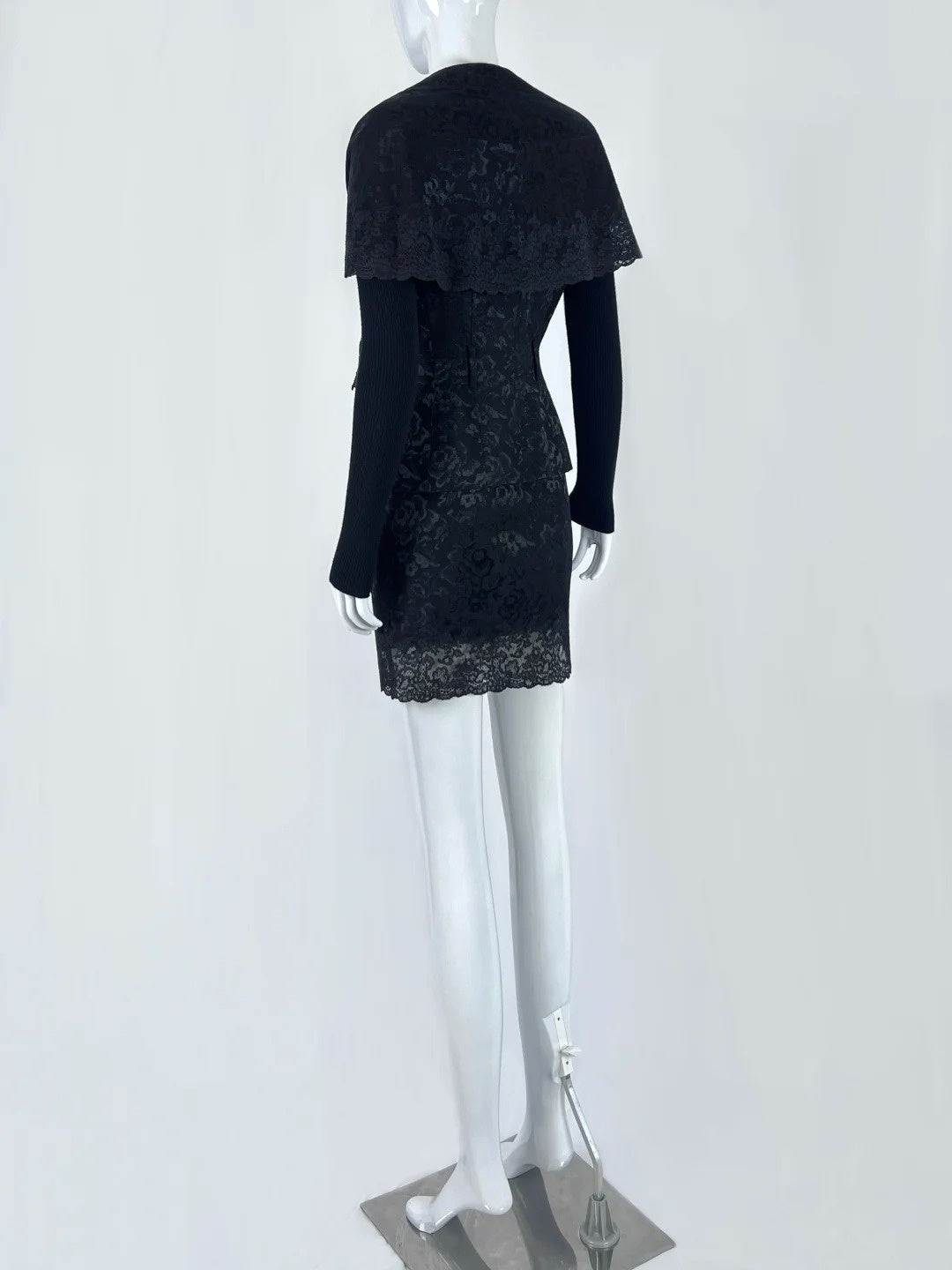 Gothic Sheath Black Homecoming Dress Lace Tiered Long Sleeve Short Dress CY0041