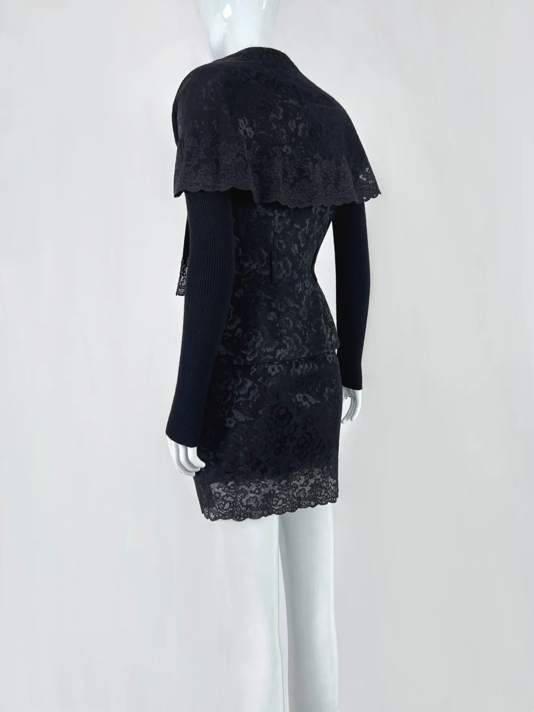 Gothic Sheath Black Homecoming Dress Lace Tiered Long Sleeve Short Dress CY0041
