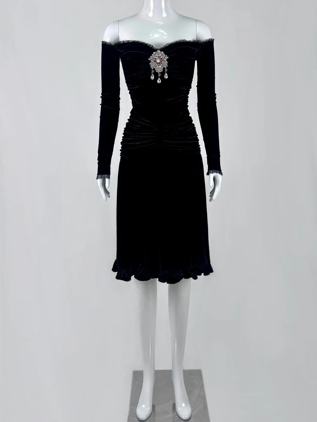 Sparkly  Ruffles Black Homecoming Dress Off-the-Shoulder Sheath Crystals Short Dress CY0050