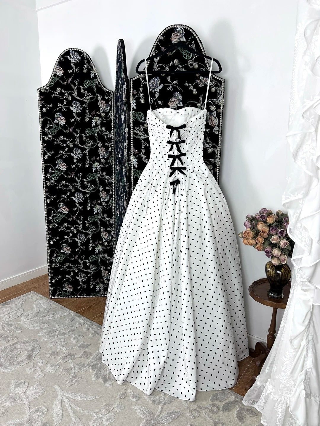 Charming Bows Strapless Sweet 16 Dress 3D Appliques Polka Dots A-Line Evening Gowns CY0051