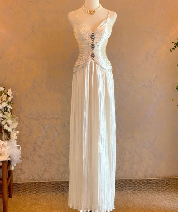 V Neck Pleated Vintage Prom Party Dress Evening Dress Birthday Outfit  cg26327