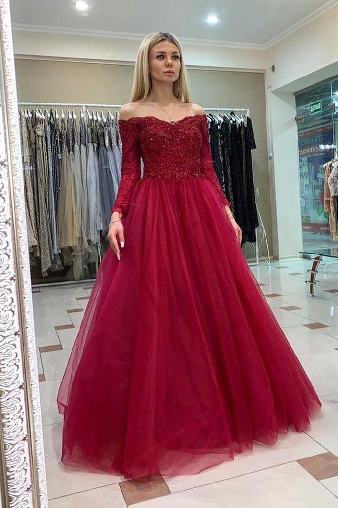 Long Sleeves Appliqued Burgundy Long Prom Dress    cg10436