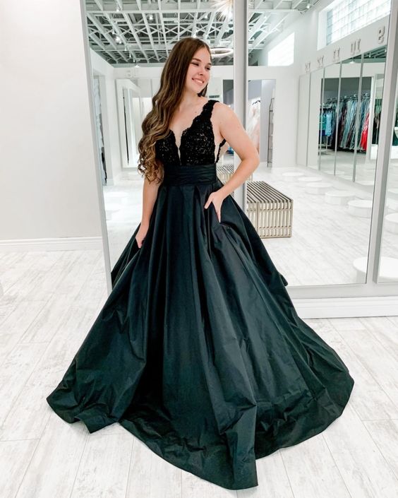 Black long v neck Prom Dress   cg15895