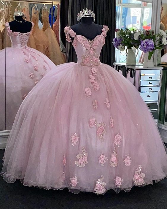 Elegant Prom Dresses Ball Gown Tulle Floor Length Lace Embroidery   cg18123