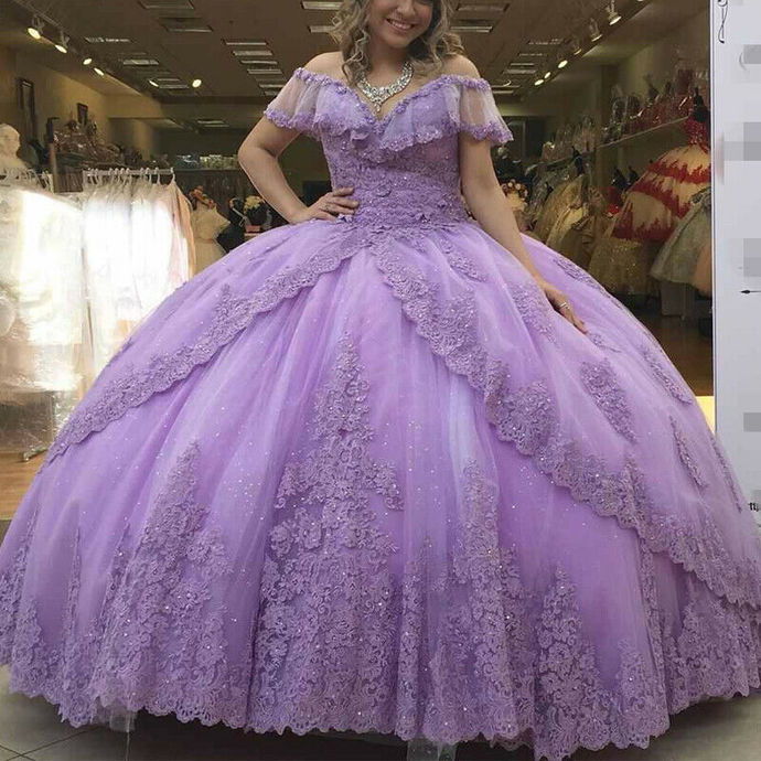 Lavender Quinceanera Dresses Lace Beaded Ball Gown Prom Princess Sweet 15 Dress    cg19123