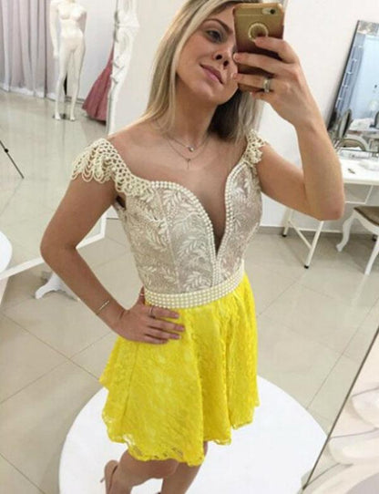 Round Neck Cap Sleeves Yellow Red Lace Short Homecoming Dresses With Pearls cg570